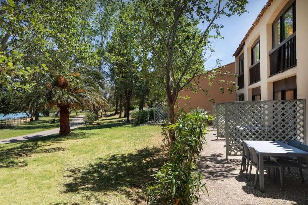 Appartement Residence Vacances Amandier Arles Exterior foto